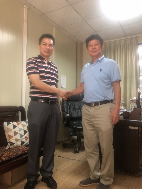 学校纪委罗黎造书记慰问学生工作处韦伦国处长