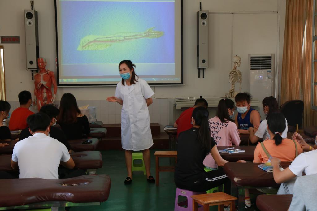 运科学院李璇老师指导学生实践练习