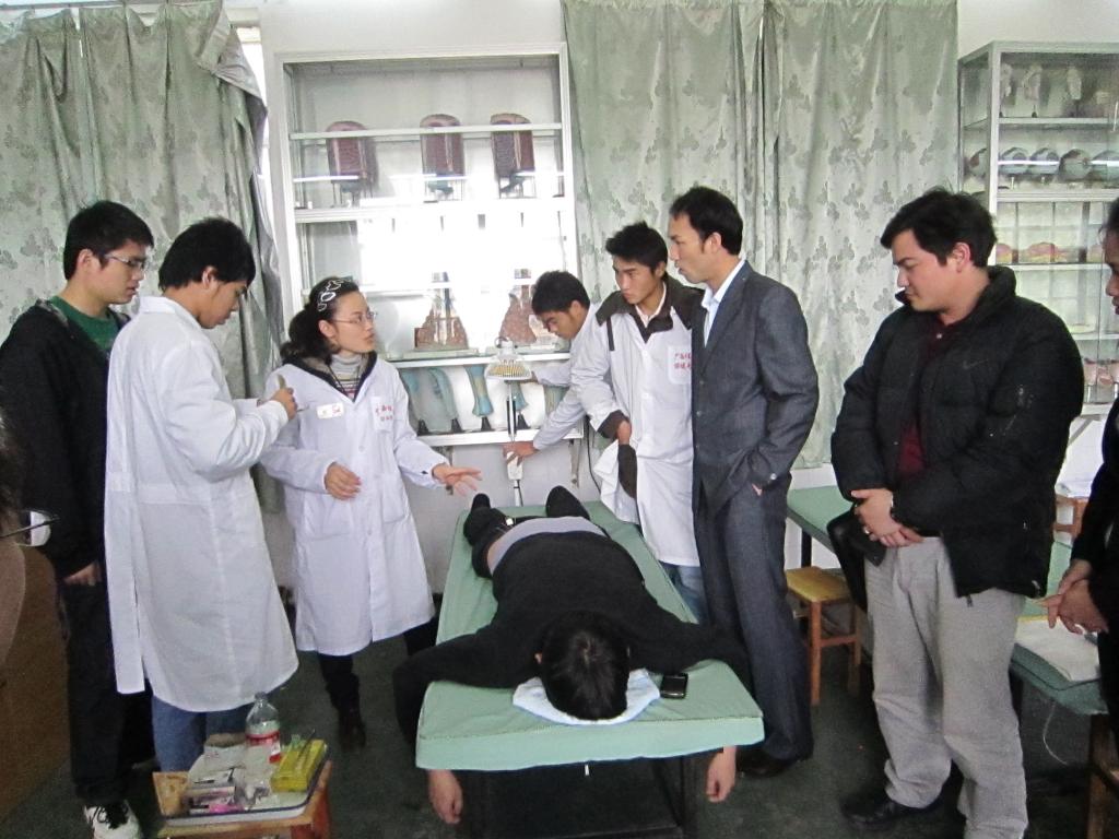 我系教师培训越南进修教师